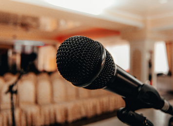 Build Confidence. Think Critically. Speak Powerfully.